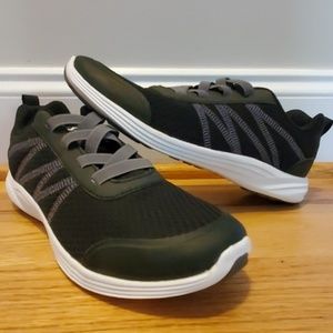 Vionic Sneakers